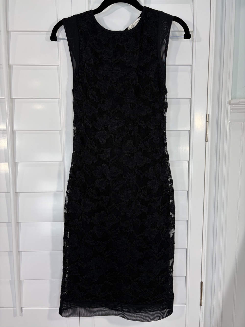 Black Lace Midi Sheath Dress (3/4)